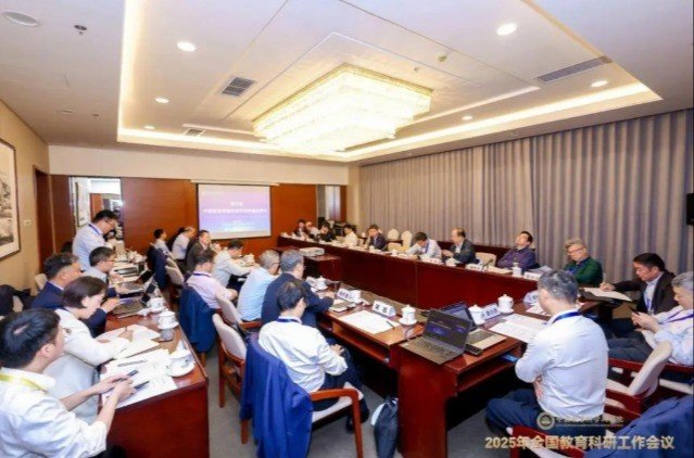 站在“十五五”开局之年的新起点上